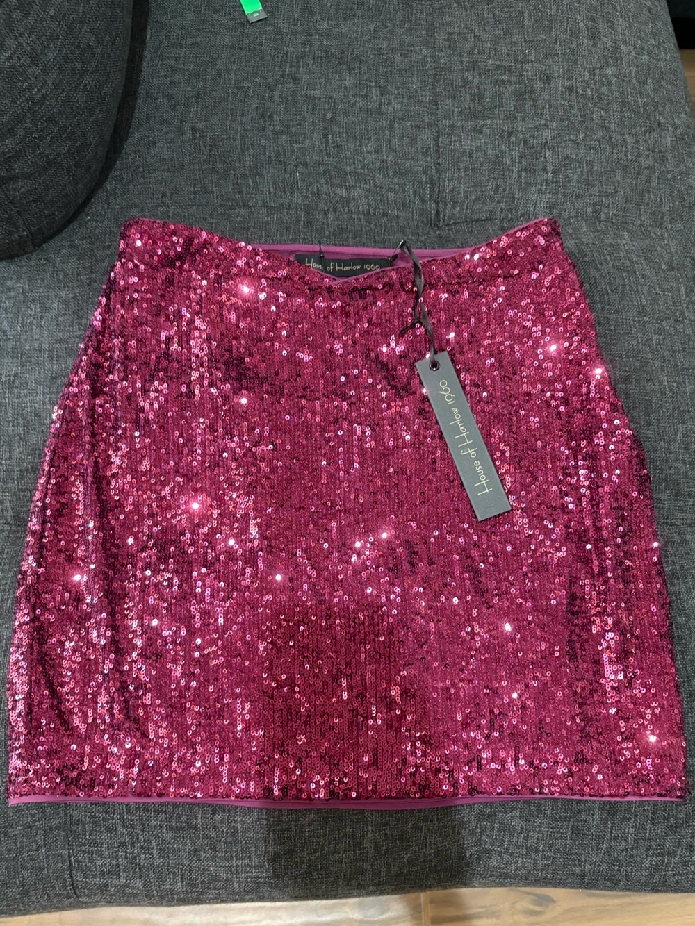 House of Harlow 1960 Fuchsia/Burgundy Sequin Mini Skirt